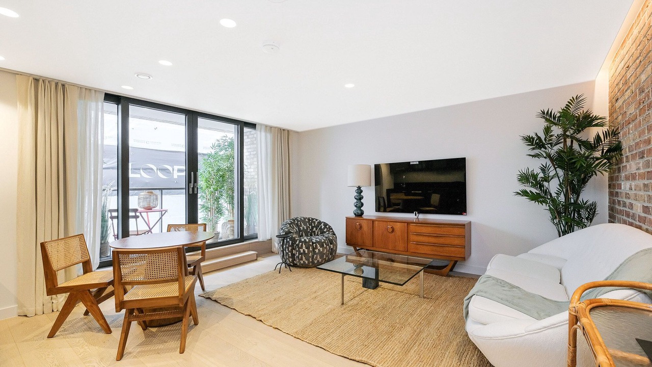 Photo of Livingroom in Soho