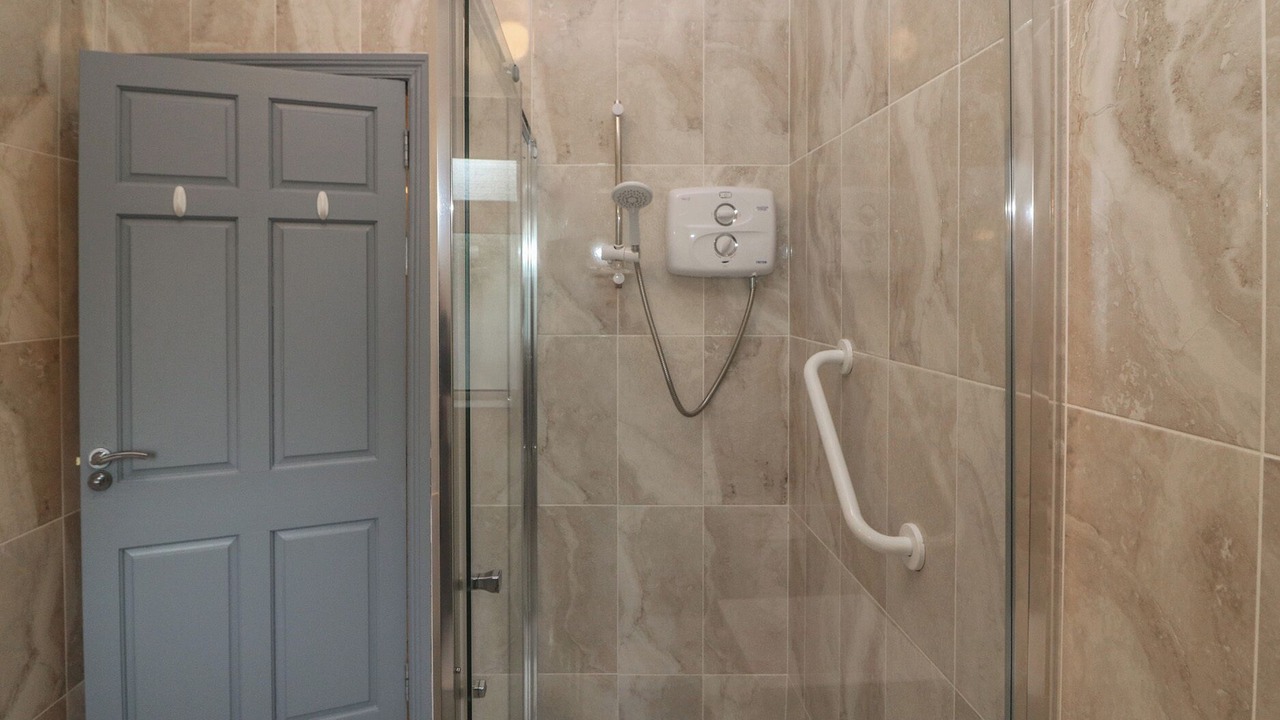 Photo of Bathroom in Kenmare