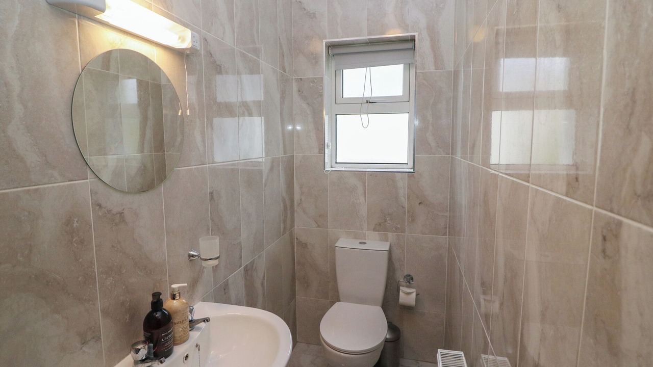 Photo of Bathroom in Kenmare