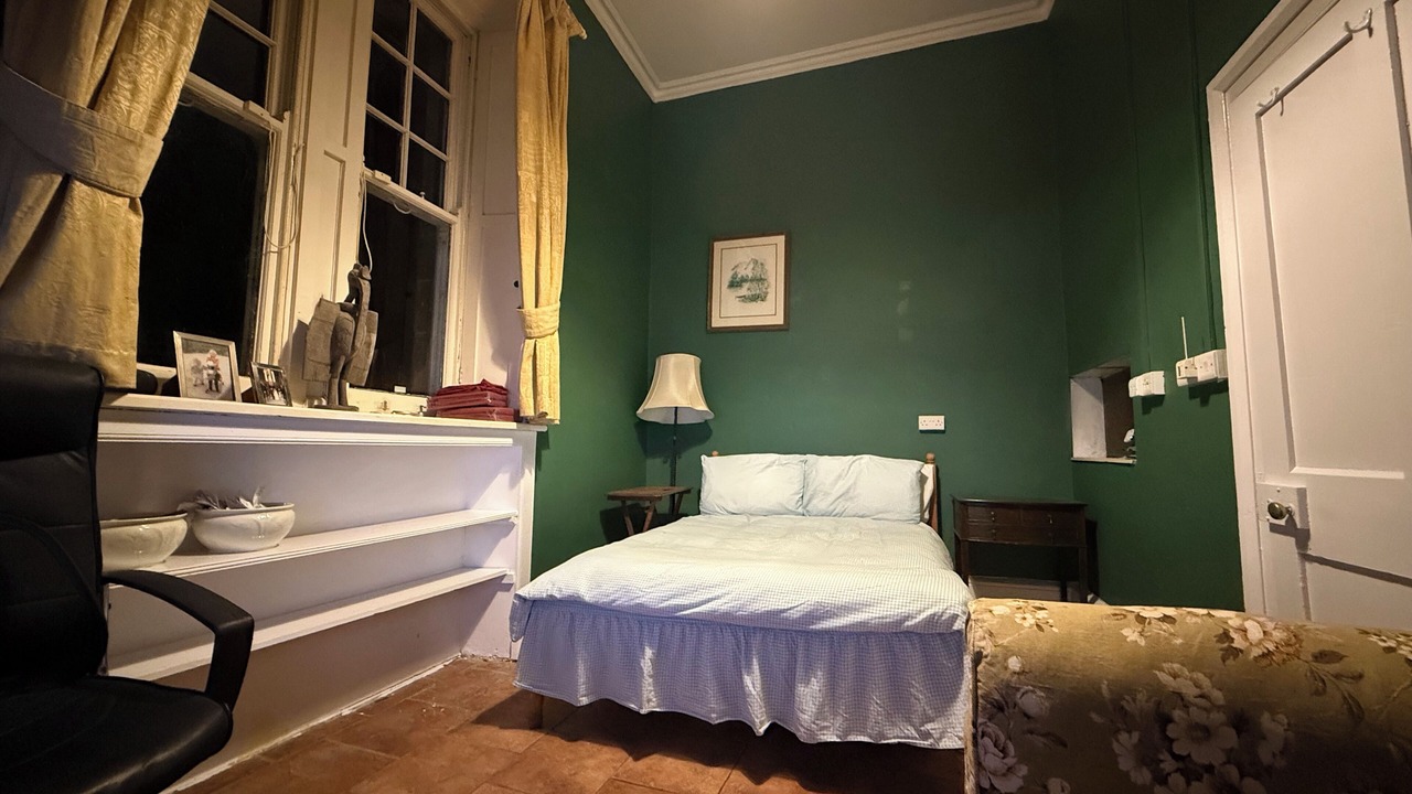 Photo of Bedroom in Parteen
