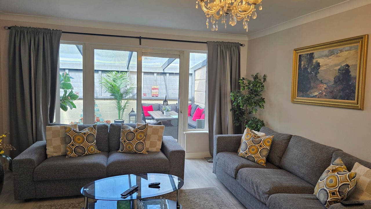 Photo of Livingroom in Ongar