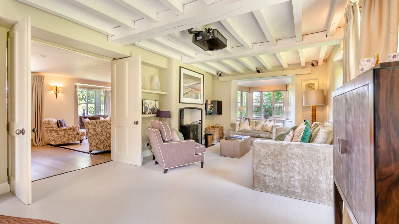 Photo of Livingroom in Turville