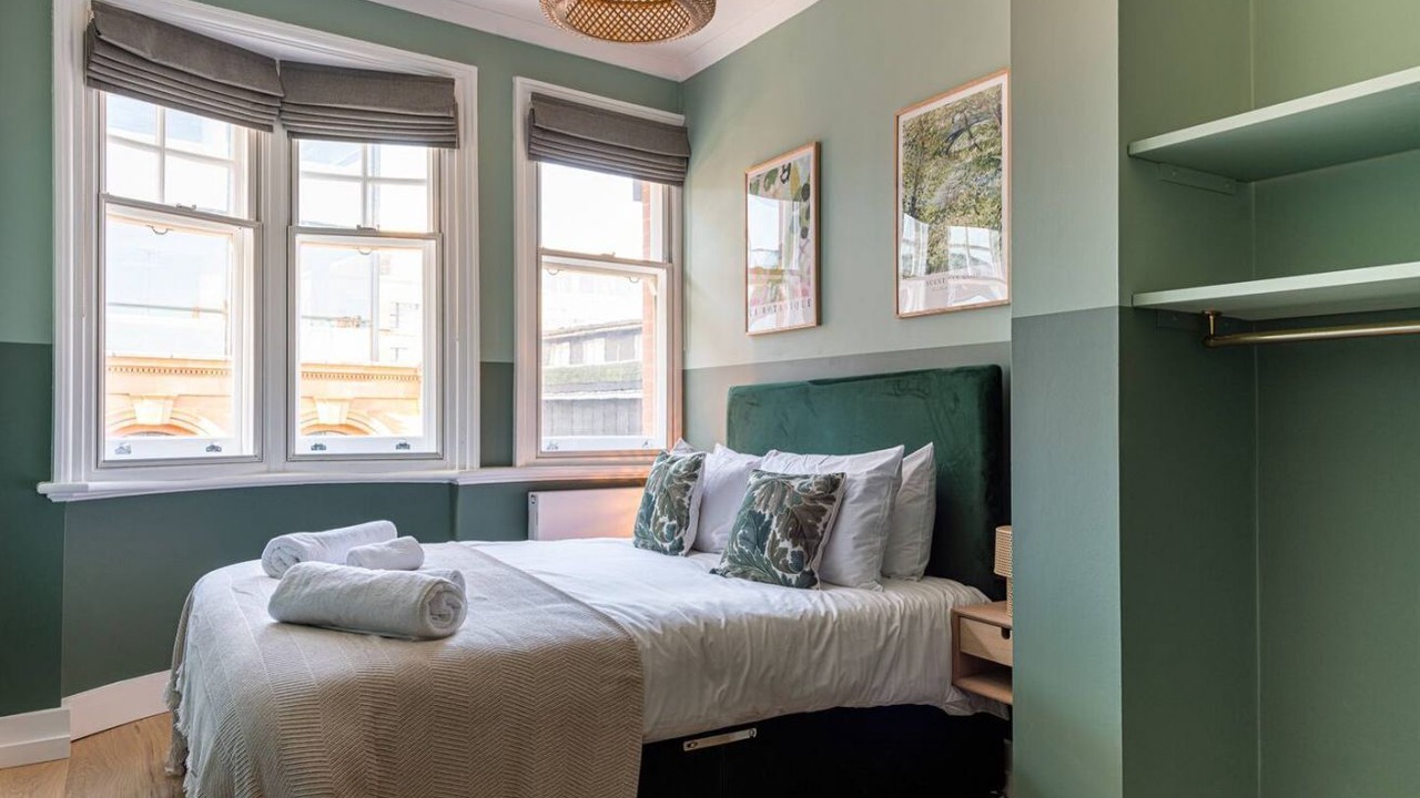 Photo of Bedroom in Brompton & Hans Town