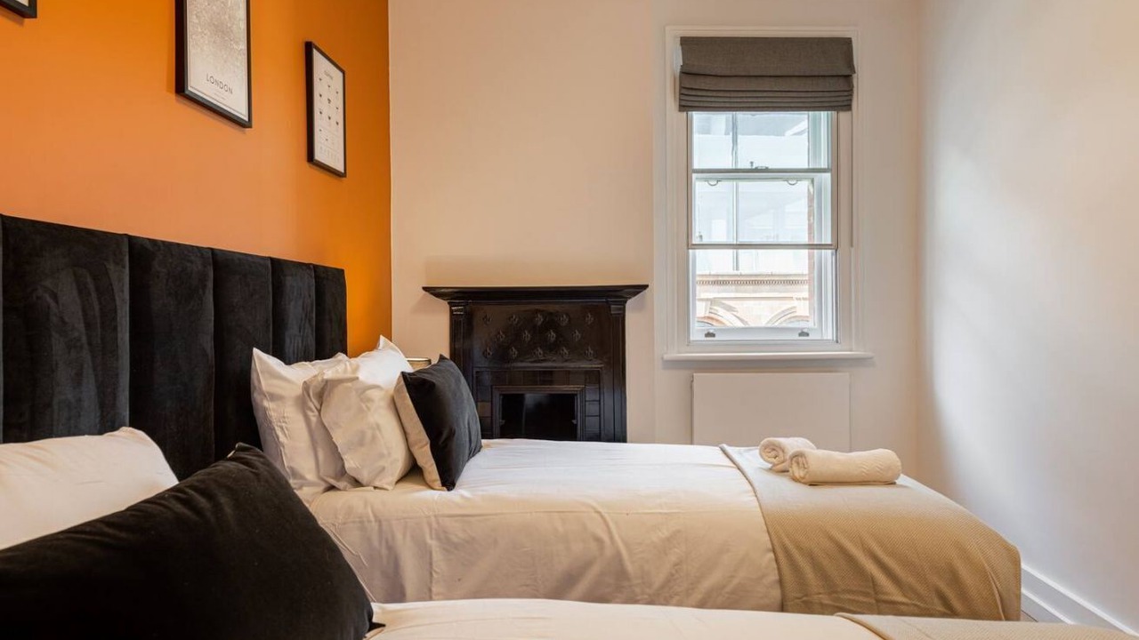 Photo of Bedroom in Brompton & Hans Town