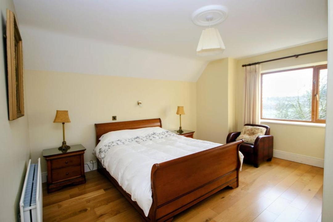 Photo of Bedroom in Rahardrum