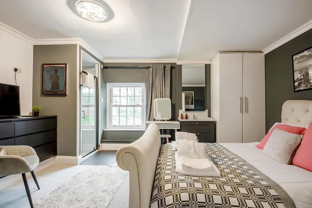 Photo of Bedroom in Bromsash
