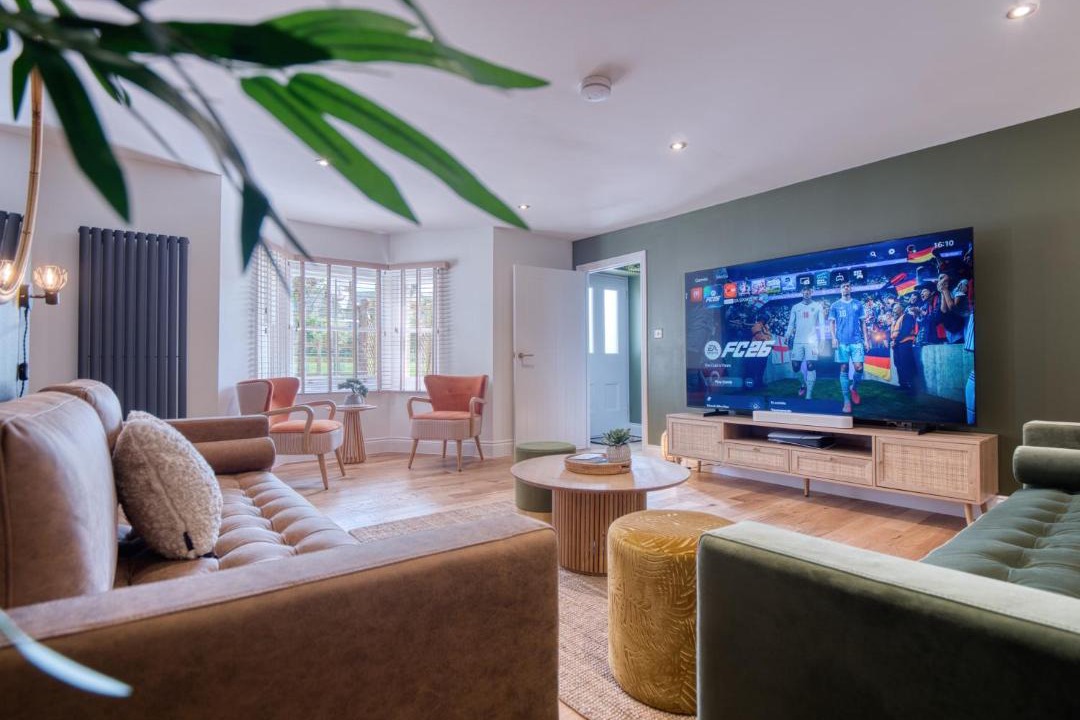 Photo of Livingroom in Burford