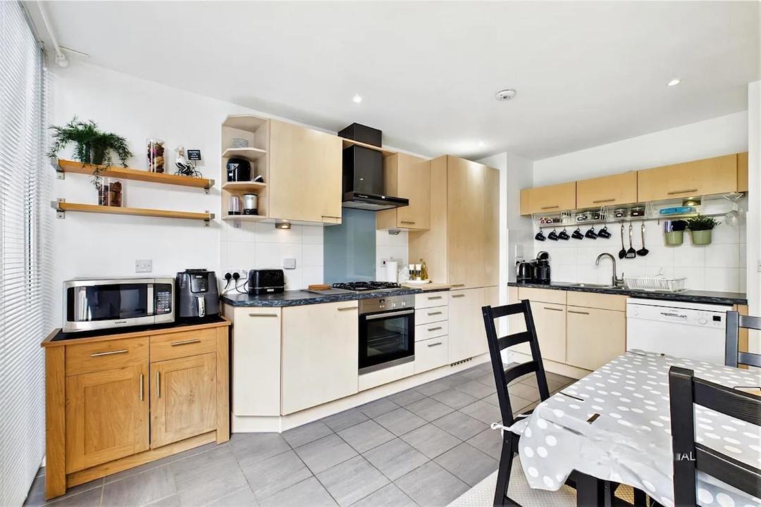 Photo of Kitchen in Epsom