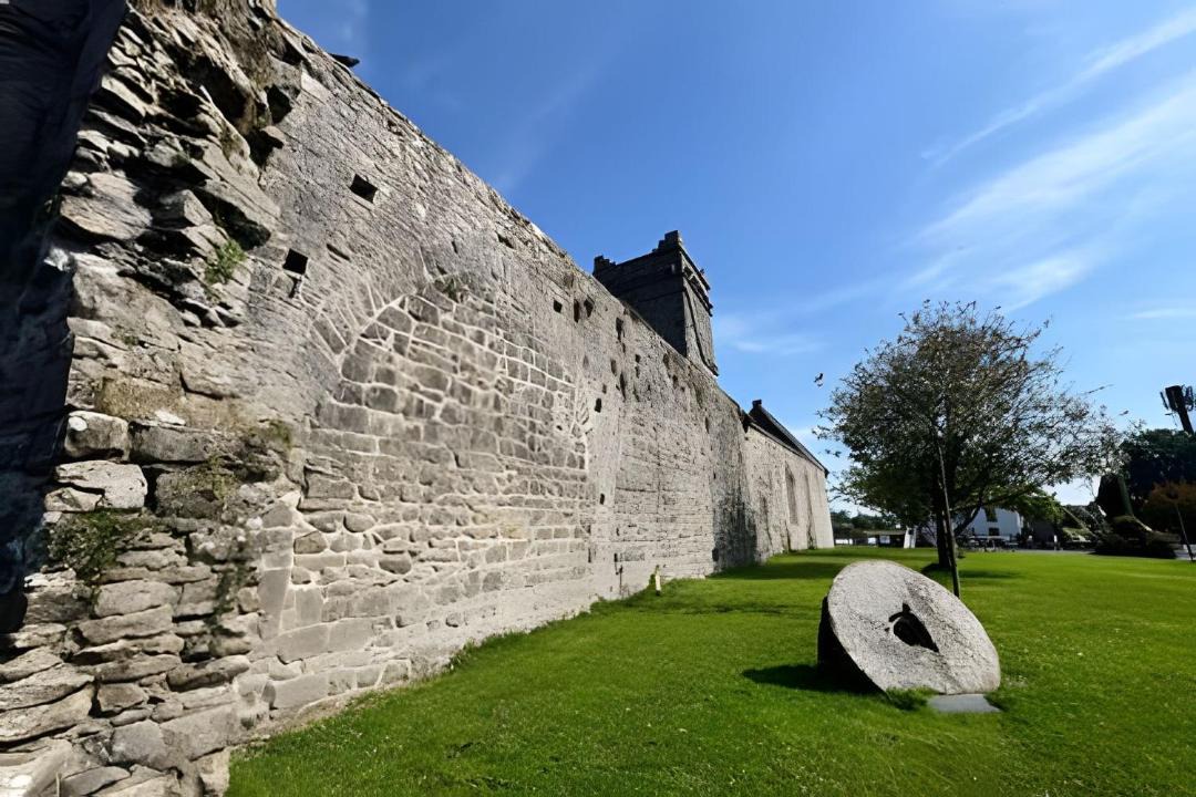 Photo of Others in Dunmore