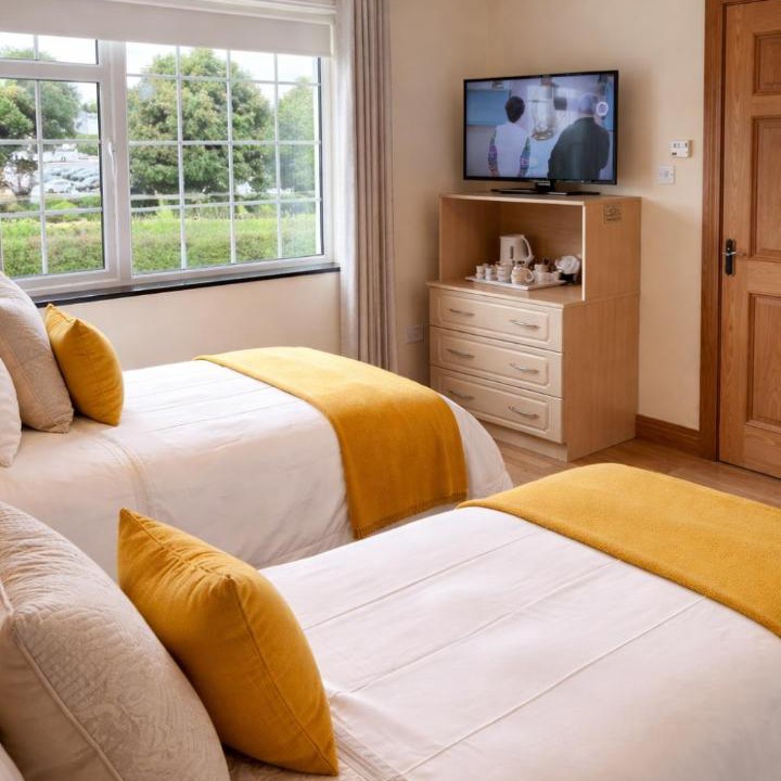 Photo of Bedroom in Knock