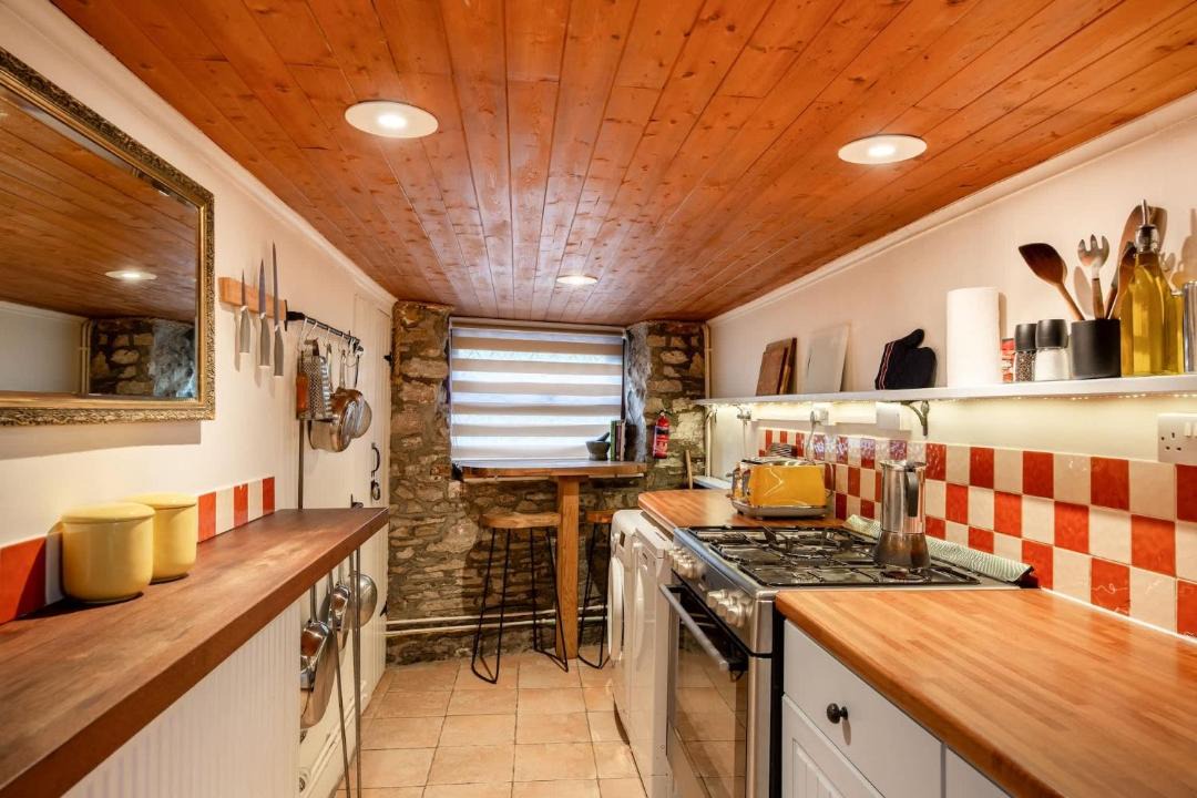 Photo of Kitchen in Charfield