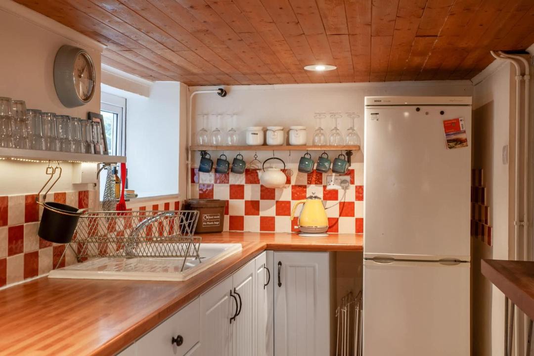 Photo of Kitchen in Charfield