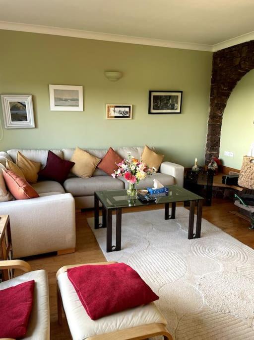 Photo of Livingroom in Newport