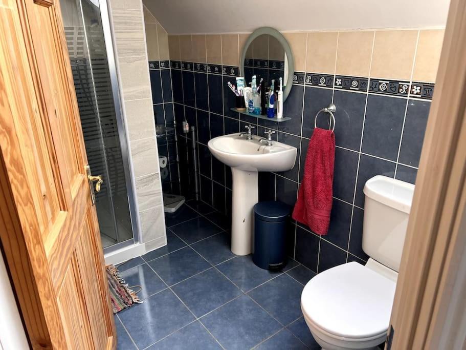 Photo of Bathroom in Keshcarrigan