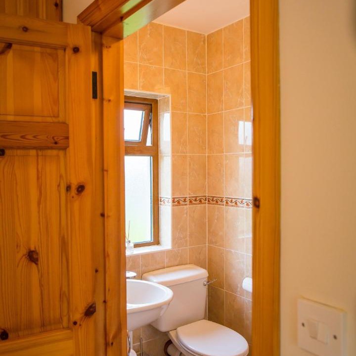 Photo of Bathroom in Cleggan
