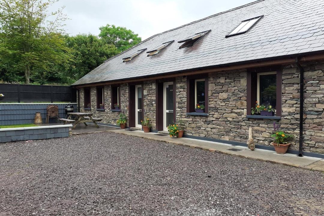 Photo of Buildings in Annascaul