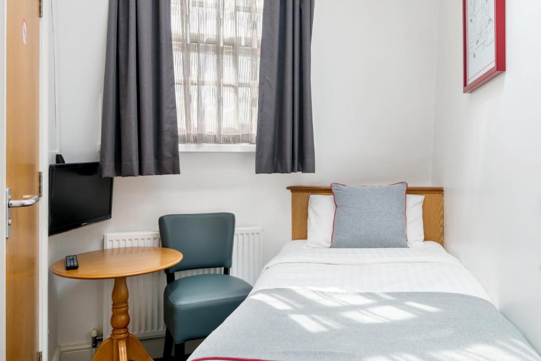 Photo of Bedroom in Warwick