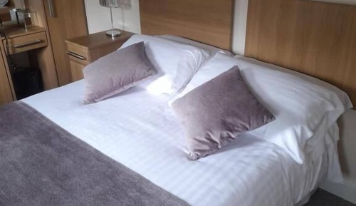 Deluxe Quadruple Room, Garden View