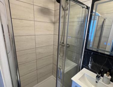 Triple Room with Private Bathroom