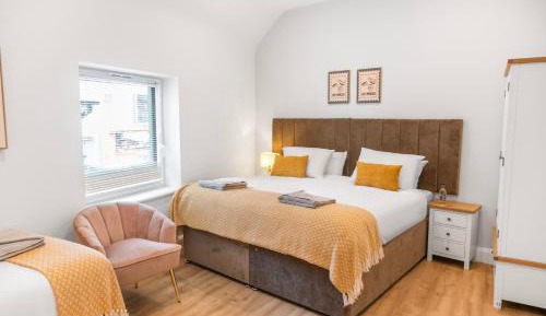 Triple Room with Private Bathroom
