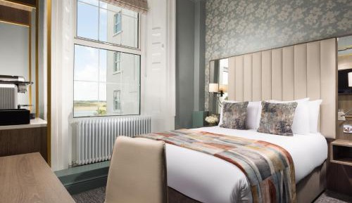 Phoenix Single Room