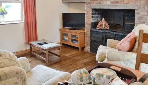 Two-Bedroom Holiday Home