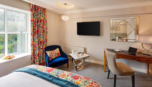 Deluxe Double and Single Room