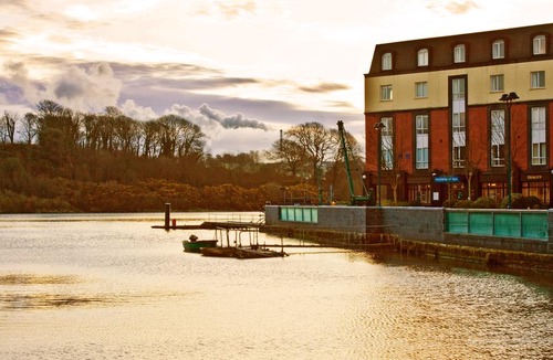 Waterford Hotel | Waterford Marina Hotel