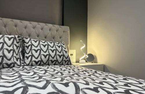 Herne Bay Apartment | The Broadway Retreat With Parking