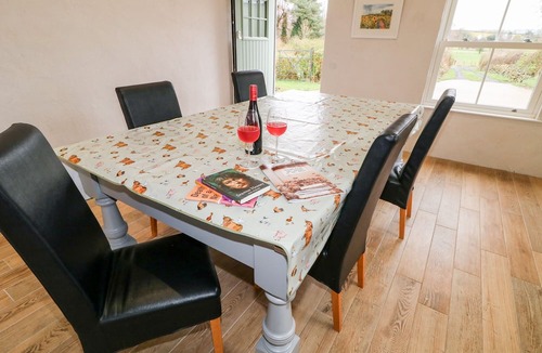 Lisnagunogue Cottage | The Poets Cottage