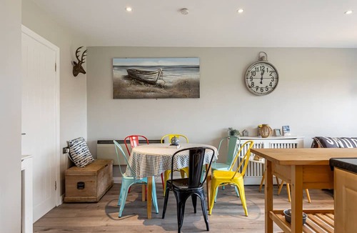 Newcastle Apartment | Central Apartment 3B