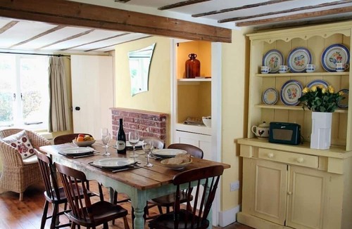 Upper Dicker Cottage | Gun Hill Cottage