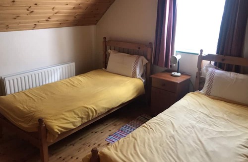 Tourmakeady Cottage | Carraigin Ban