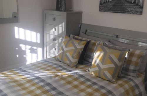 Donaghadee Cottage | Rose Cottage Captivating 1-bed Cottage in Bangor