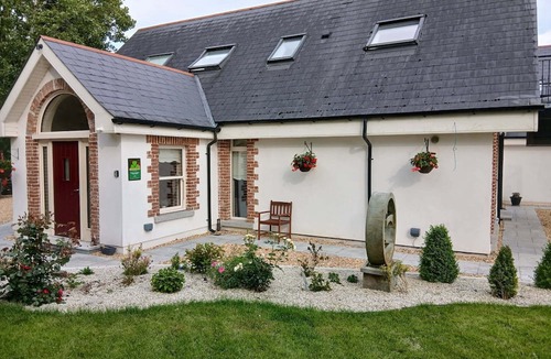 Ashbourne Cabin | Delphi Lodge