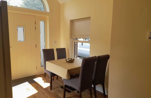 Ashbourne Cabin | Delphi Lodge