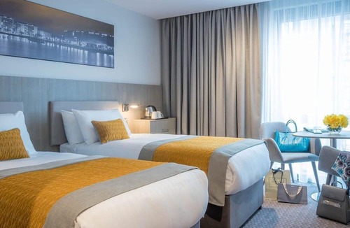 Broadstone Hotel | Maldron Hotel Parnell Square Dublin City