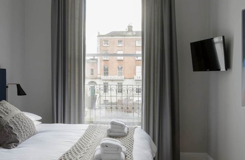 Ballsbridge House | Pembroke Hall