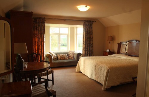 Arless House | Coolanowle Self Catering Accommodation