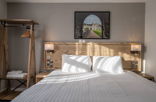 Chepstow Hotel | Two Rivers, Chepstow by Marston’s Inns
