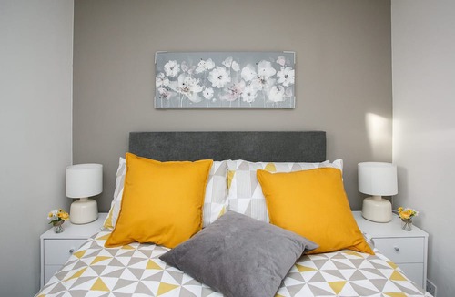 Portrush Apartment | The Wee Snug