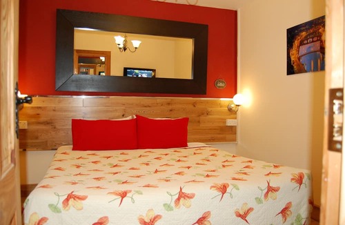 Whitehall Bed & Breakfast | FlyOver Bed and Breakfast