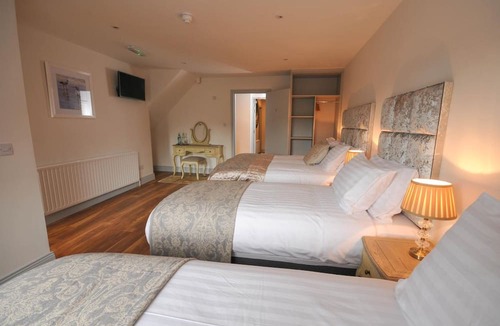 Athenry House | Lodge at The Old Barracks