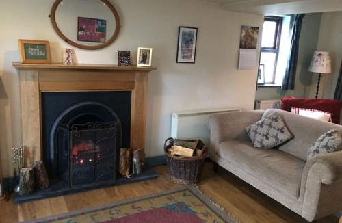 Town Lots Cottage | Lovely character cottage, in scenic, coastal location, Bantry, West Cork.