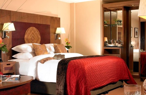 Westport Hotel | Westport Plaza Hotel