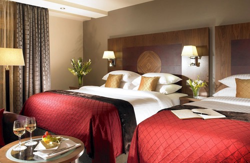 Westport Hotel | Westport Plaza Hotel