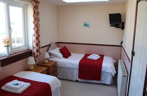 Pembroke Hotel | The Middlegate Hotel