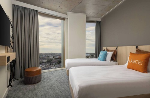 Dublin Hotel | Moxy Dublin Docklands