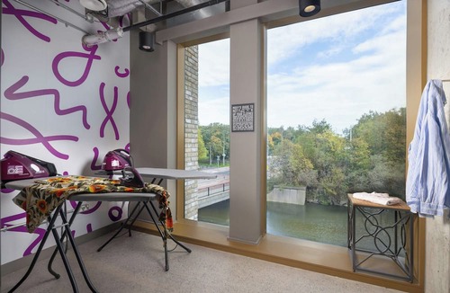 Dublin Hotel | Moxy Dublin Docklands