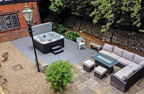 Bournemouth City Centre Cottage | Tudor Grange